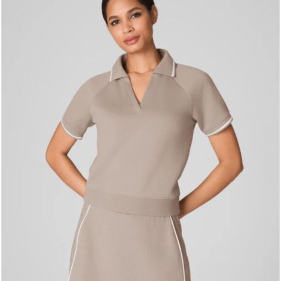 SPANX AirEssentials® Pique Polo Top- Ashwood- Size M - Picture 1 of 7